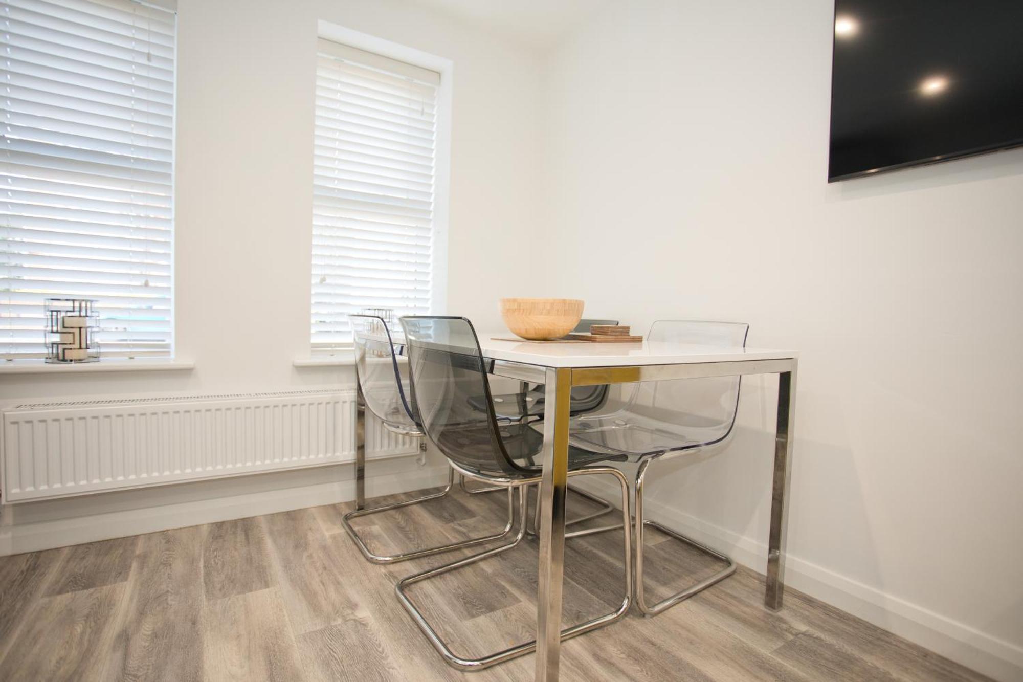 Sea Air - 2 Bedrooms - Parking - Mins To Beach Борнмут Экстерьер фото