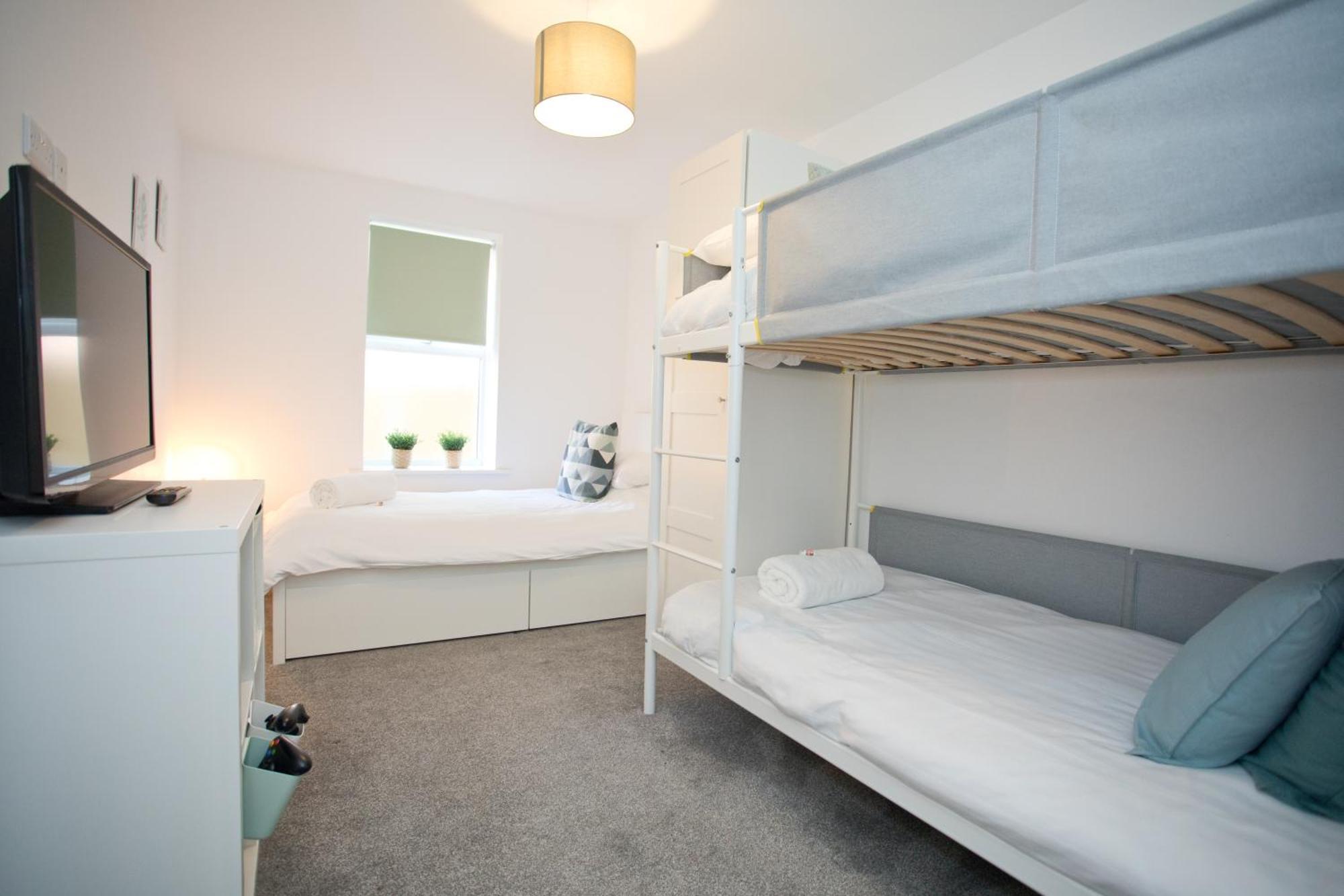 Sea Air - 2 Bedrooms - Parking - Mins To Beach Борнмут Экстерьер фото