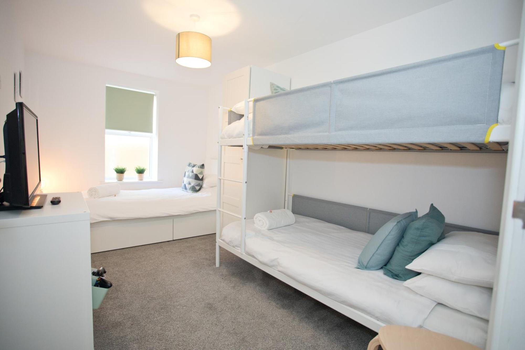 Sea Air - 2 Bedrooms - Parking - Mins To Beach Борнмут Экстерьер фото